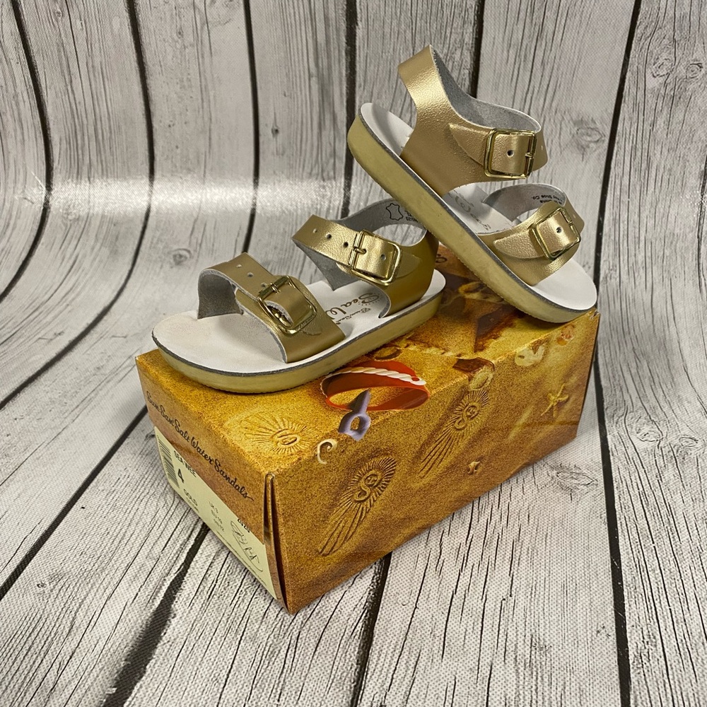 Gold sun-san salt water sandals